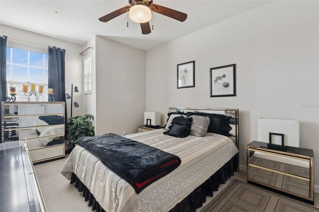 For Sale: $520,000 (4 beds, 3 baths, 2732 Square Feet)