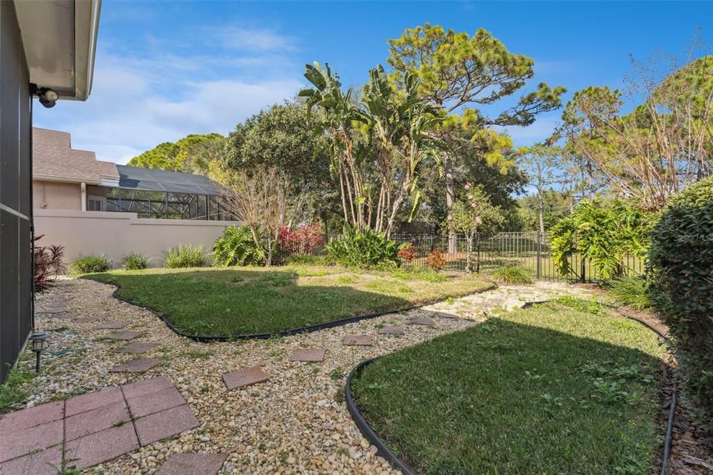 For Sale: $520,000 (4 beds, 3 baths, 2732 Square Feet)