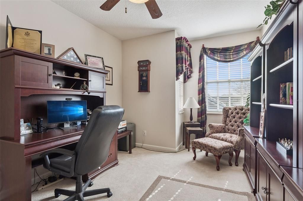 For Sale: $520,000 (4 beds, 3 baths, 2732 Square Feet)