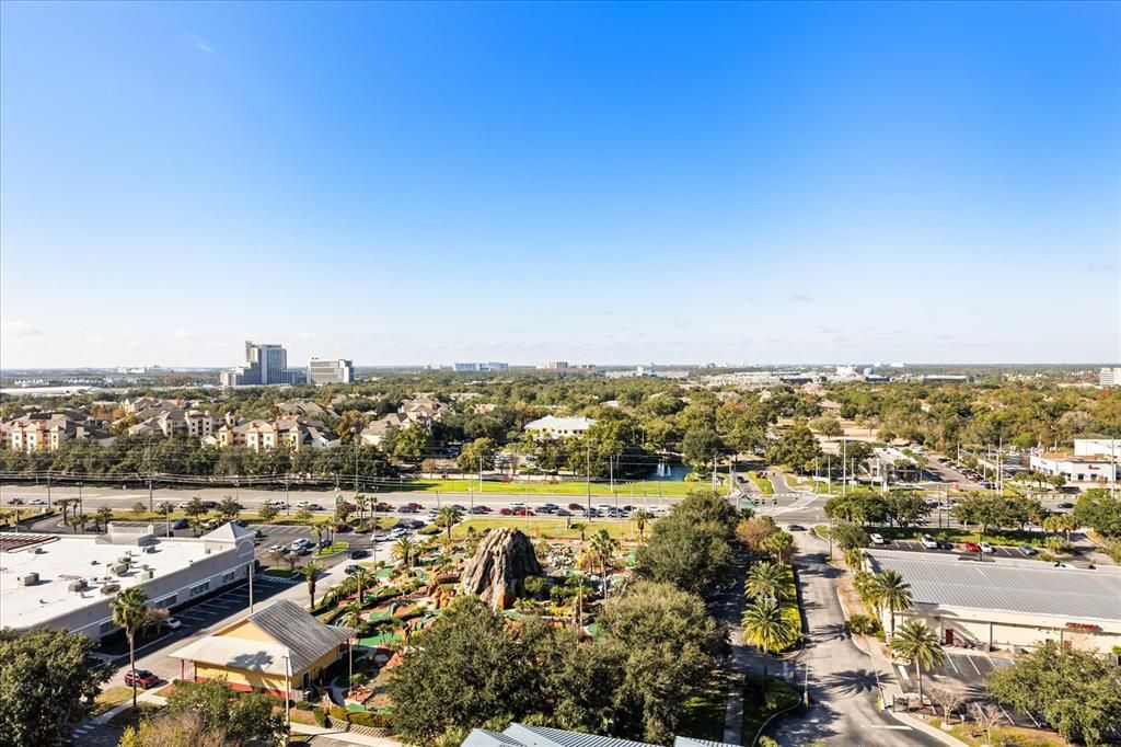 For Sale: $325,000 (2 beds, 2 baths, 1078 Square Feet)