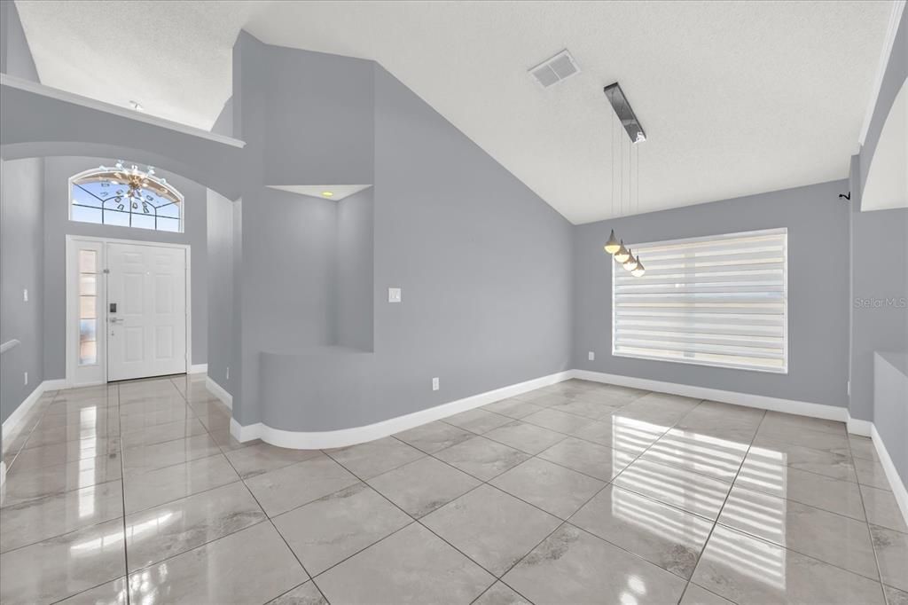 На продажу: $449,500 (4 спален, 2 ванн, 1786 Квадратных фут)