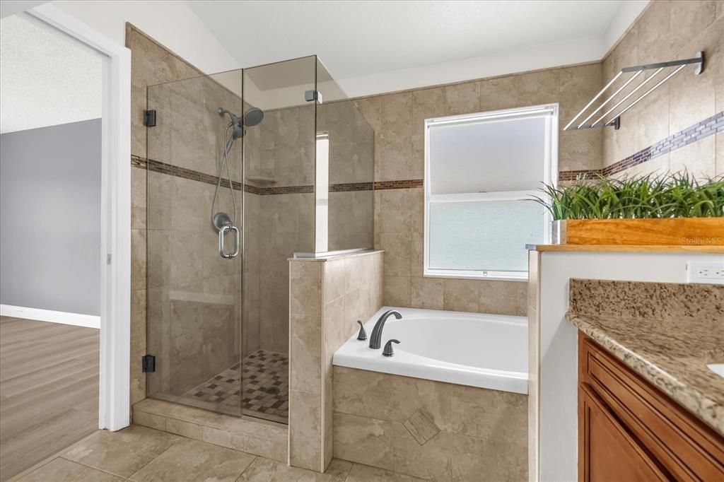 На продажу: $449,500 (4 спален, 2 ванн, 1786 Квадратных фут)