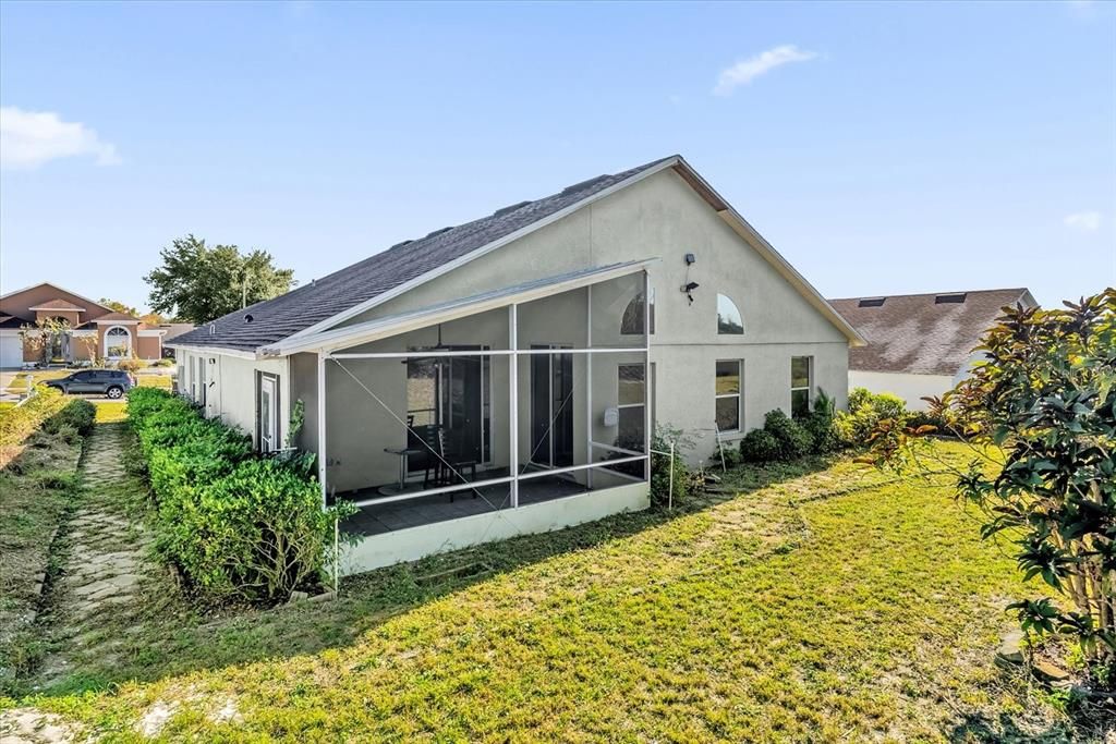 For Sale: $369,999 (3 beds, 3 baths, 1813 Square Feet)