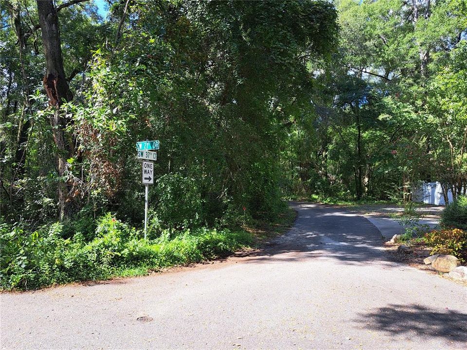 待售: $110,000 (0.25 acres)