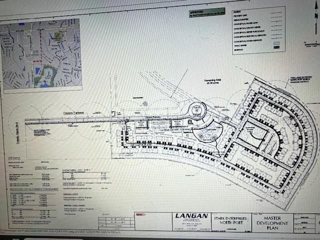 En Venta: $7,999,000 (31.80 acres)