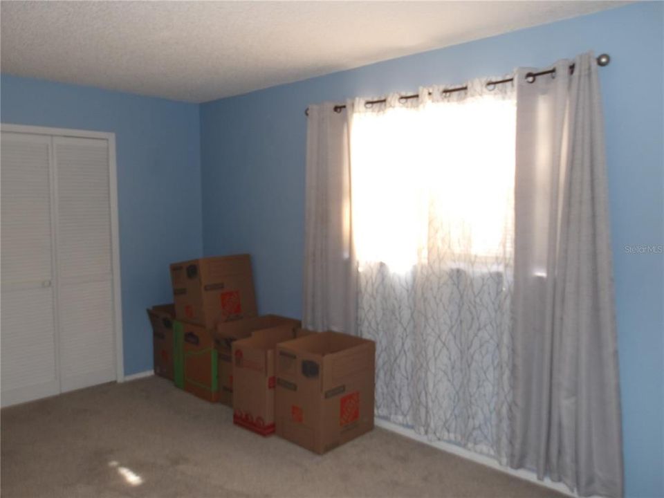 В аренду: $1,800 (2 спален, 2 ванн, 1251 Квадратных фут)