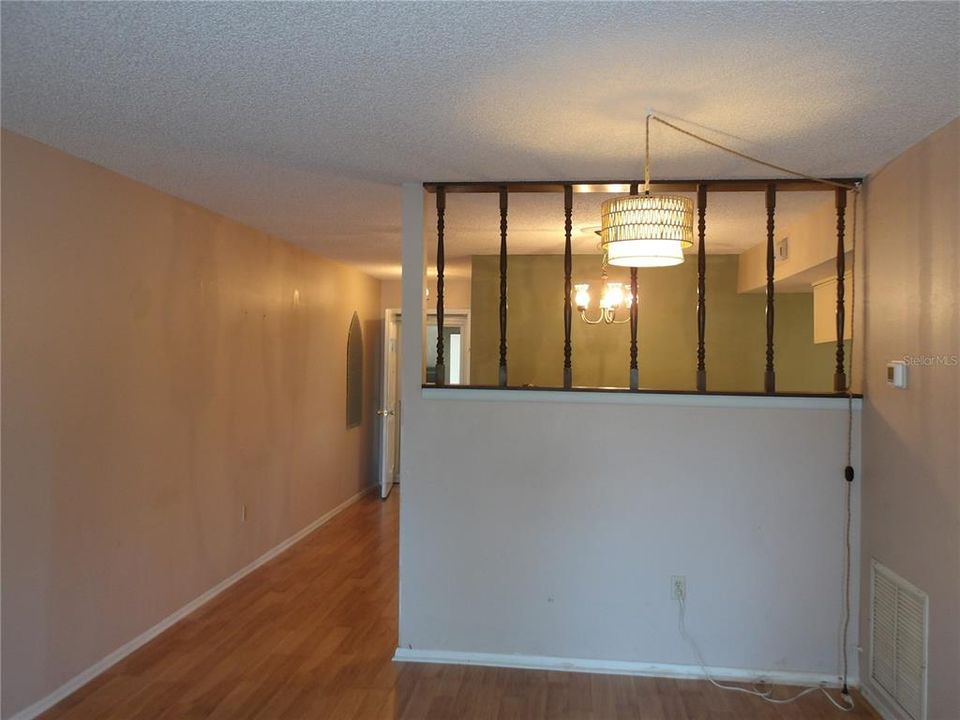 В аренду: $1,800 (2 спален, 2 ванн, 1251 Квадратных фут)