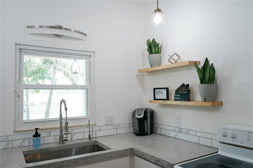 En Venta: $499,999 (4 camas, 2 baños, 1503 Pies cuadrados)