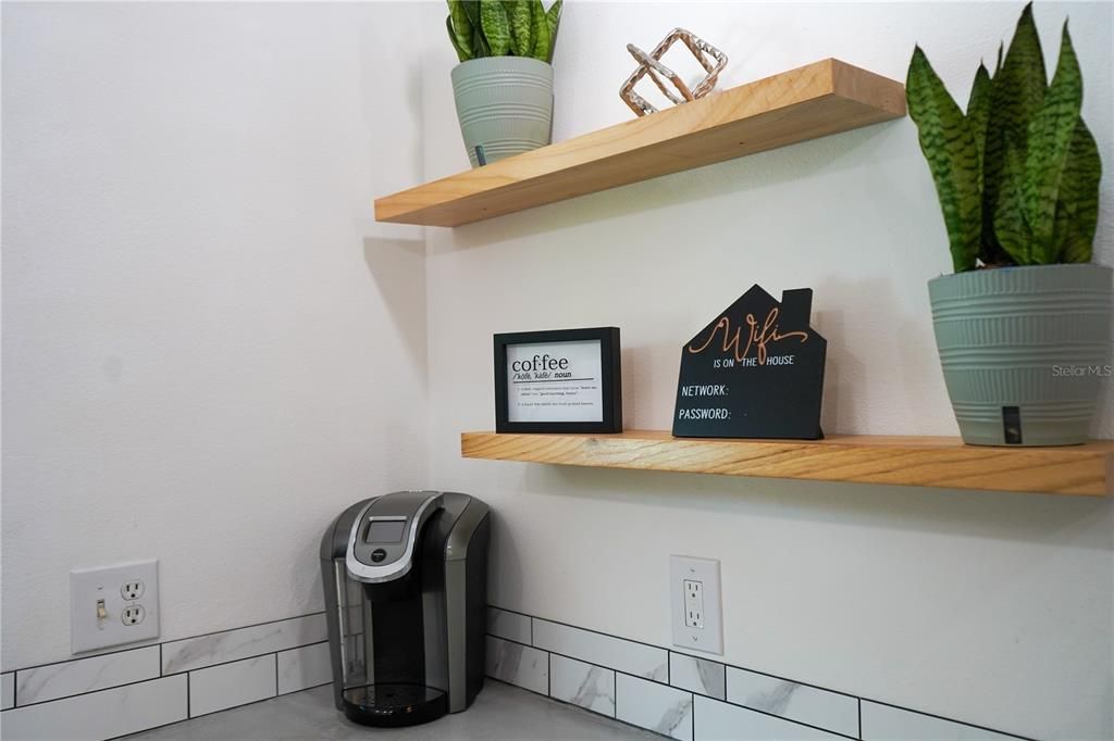 En Venta: $499,999 (4 camas, 2 baños, 1503 Pies cuadrados)