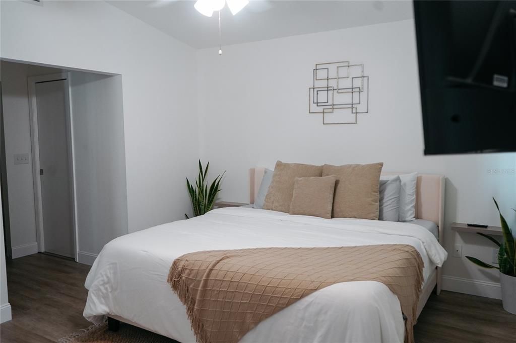 En Venta: $499,999 (4 camas, 2 baños, 1503 Pies cuadrados)