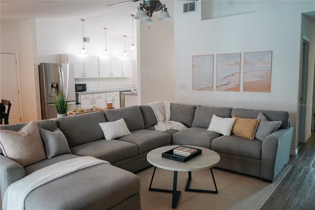 En Venta: $499,999 (4 camas, 2 baños, 1503 Pies cuadrados)