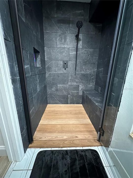 En Venta: $499,999 (4 camas, 2 baños, 1503 Pies cuadrados)