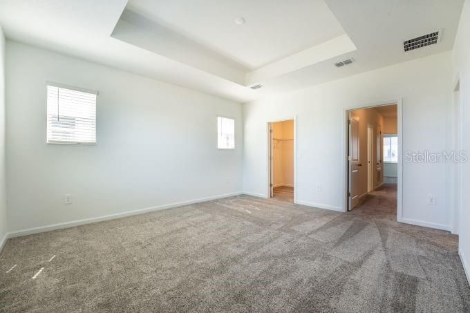 For Rent: $2,250 (3 beds, 2 baths, 1988 Square Feet)