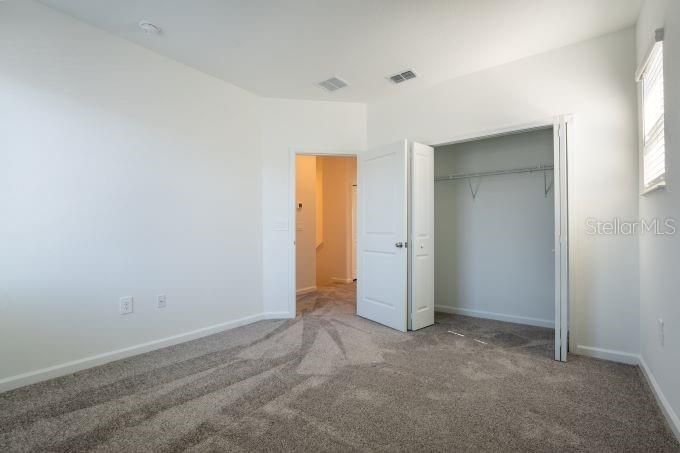 For Rent: $2,250 (3 beds, 2 baths, 1988 Square Feet)