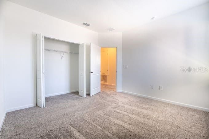 For Rent: $2,250 (3 beds, 2 baths, 1988 Square Feet)