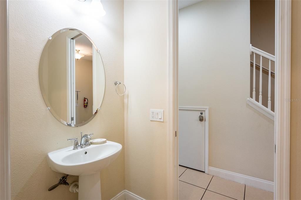 For Rent: $2,525 (4 beds, 3 baths, 2094 Square Feet)