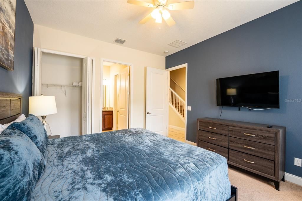 For Rent: $2,525 (4 beds, 3 baths, 2094 Square Feet)