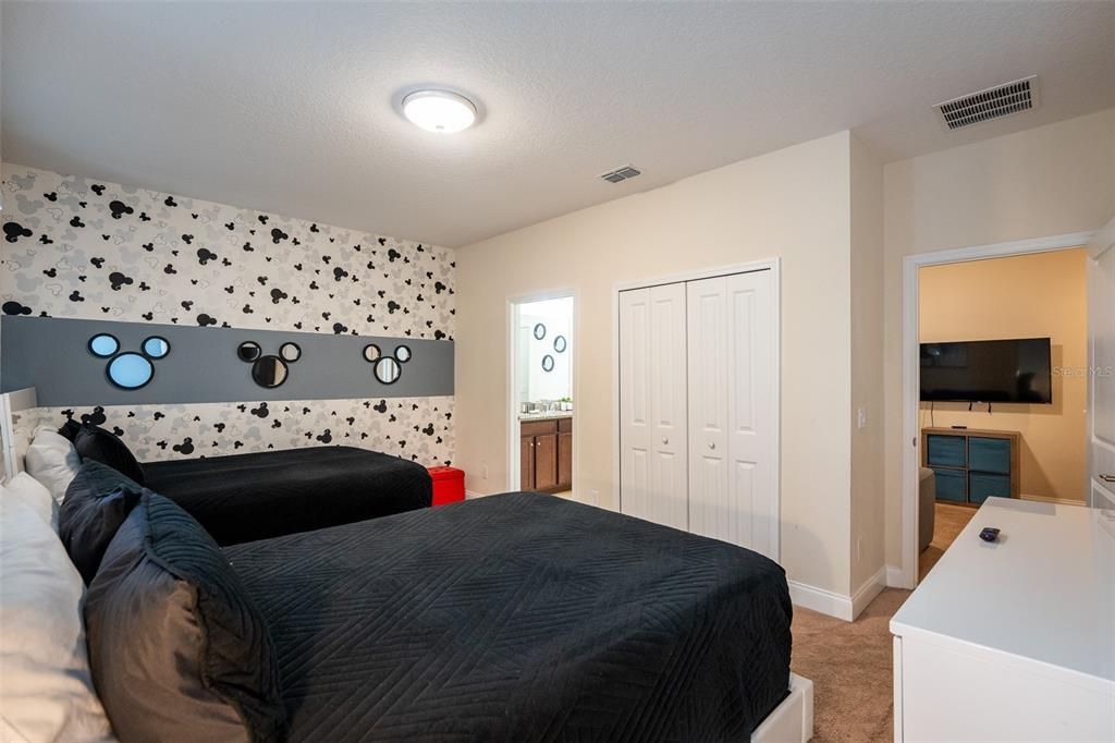 For Rent: $2,525 (4 beds, 3 baths, 2094 Square Feet)