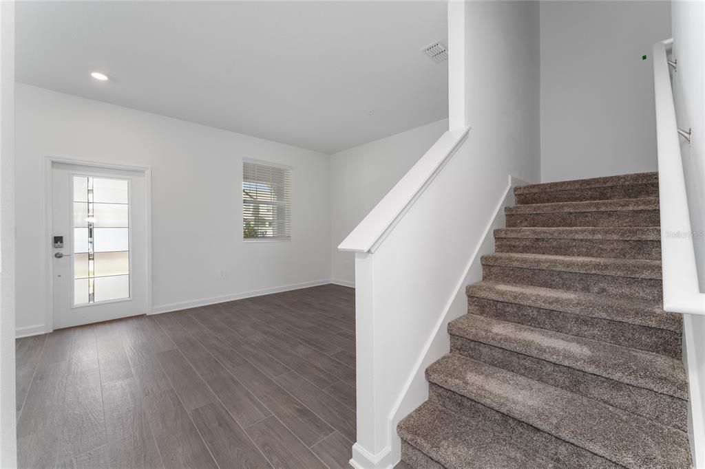 出租: $2,695 (3 贝兹, 2 浴室, 1717 平方英尺)