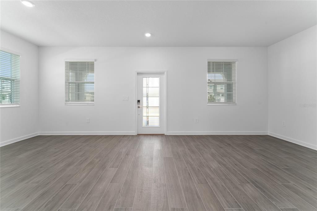 出租: $2,695 (3 贝兹, 2 浴室, 1717 平方英尺)