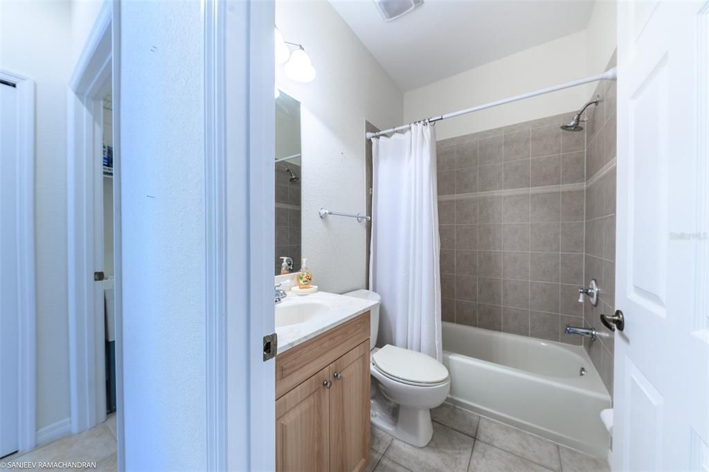 出租: $1,900 (2 贝兹, 2 浴室, 1512 平方英尺)