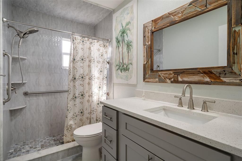 For Sale: $369,900 (2 beds, 2 baths, 1674 Square Feet)