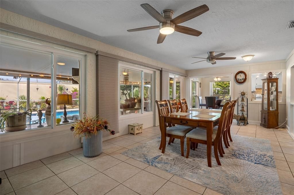 For Sale: $369,900 (2 beds, 2 baths, 1674 Square Feet)