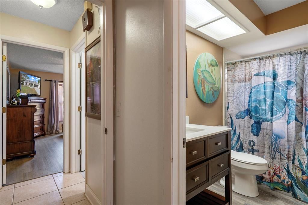 For Sale: $369,900 (2 beds, 2 baths, 1674 Square Feet)