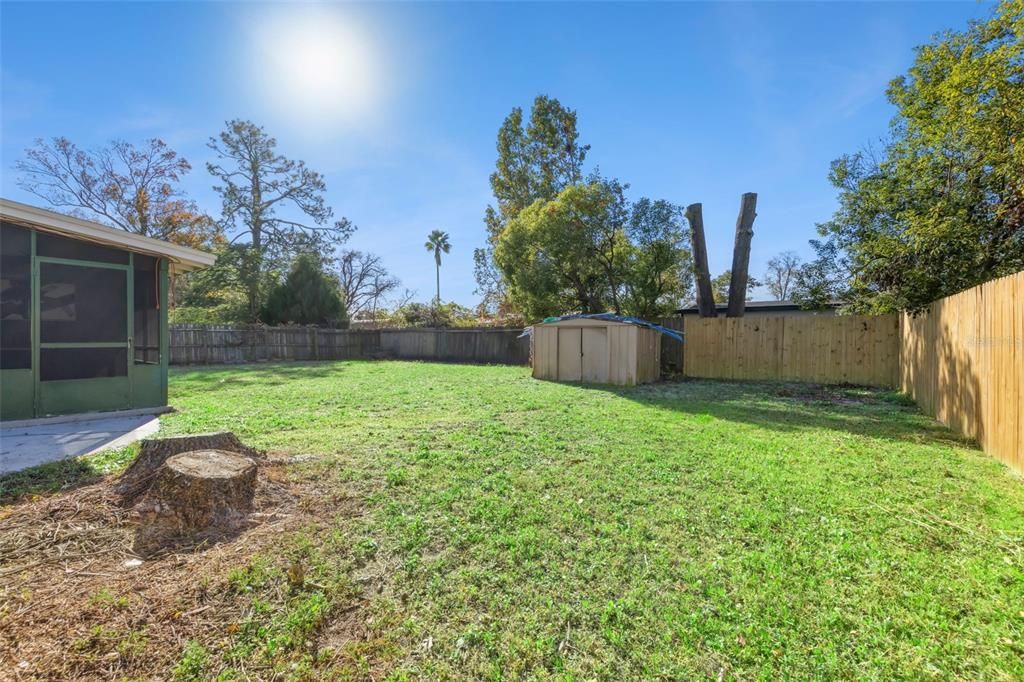 For Sale: $220,000 (2 beds, 1 baths, 820 Square Feet)