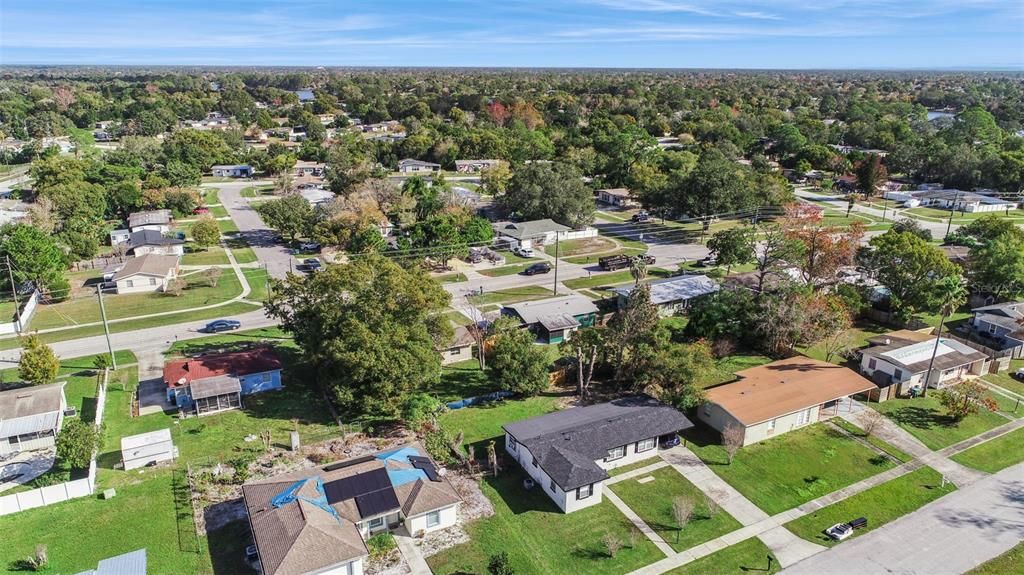 For Sale: $220,000 (2 beds, 1 baths, 820 Square Feet)