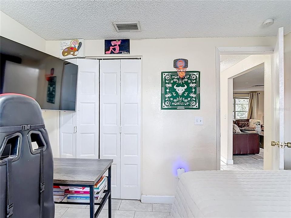 待售: $334,900 (3 贝兹, 2 浴室, 1148 平方英尺)