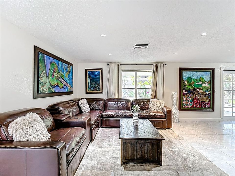 待售: $334,900 (3 贝兹, 2 浴室, 1148 平方英尺)