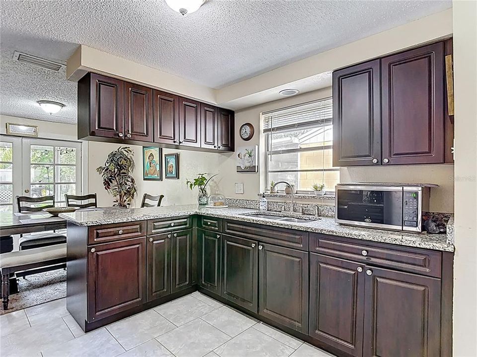 待售: $334,900 (3 贝兹, 2 浴室, 1148 平方英尺)