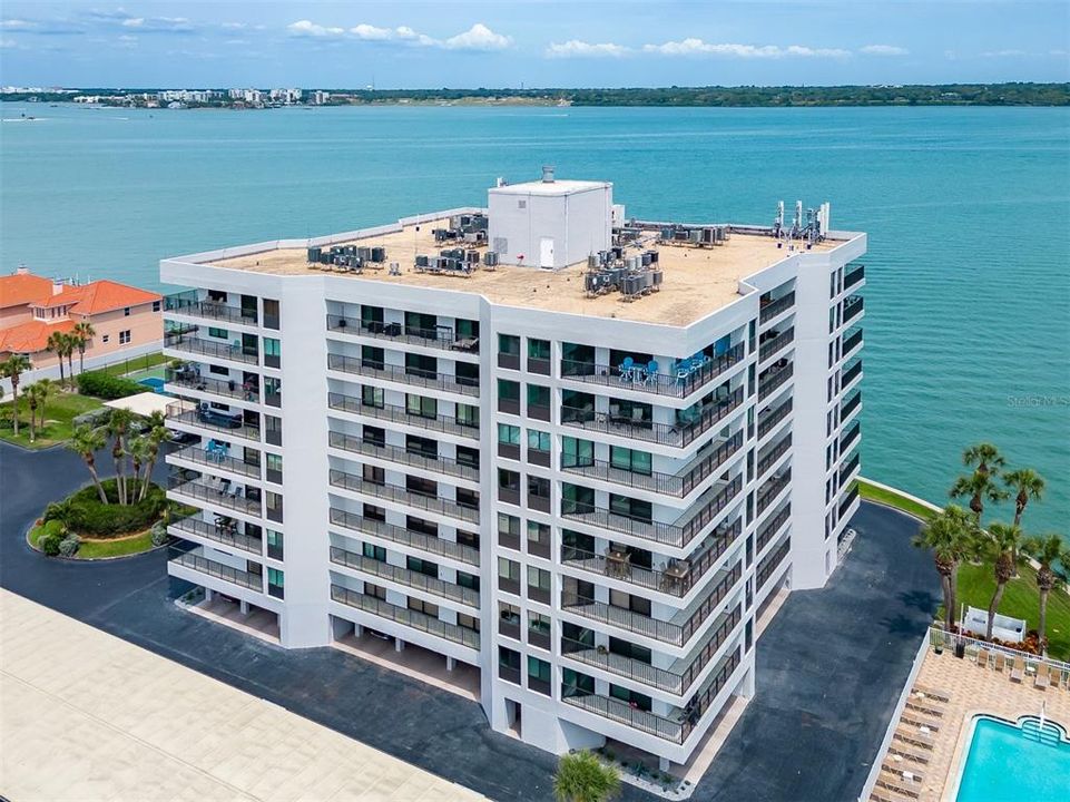 出租: $4,000 (2 贝兹, 2 浴室, 1530 平方英尺)