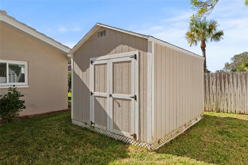 For Sale: $475,000 (4 beds, 2 baths, 1927 Square Feet)