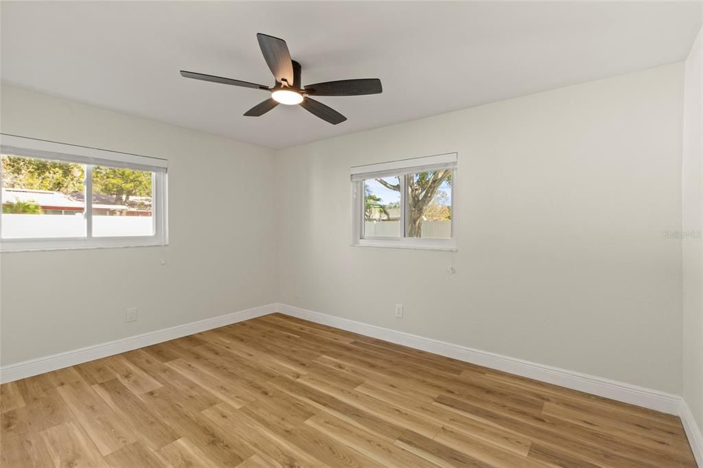 For Sale: $475,000 (4 beds, 2 baths, 1927 Square Feet)