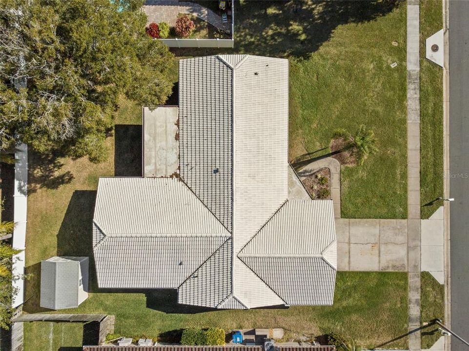 For Sale: $475,000 (4 beds, 2 baths, 1927 Square Feet)