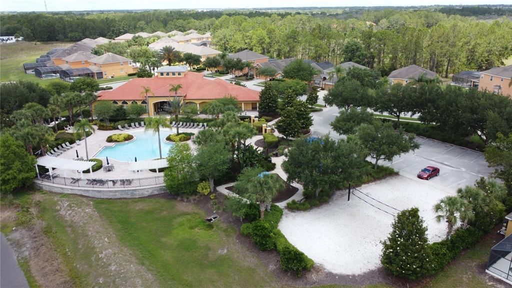 For Sale: $480,000 (6 beds, 5 baths, 3619 Square Feet)