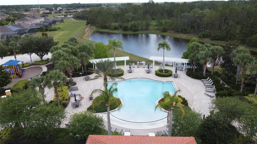 For Sale: $480,000 (6 beds, 5 baths, 3619 Square Feet)