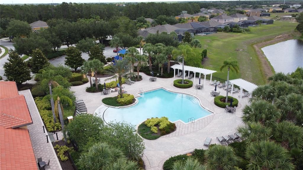 For Sale: $480,000 (6 beds, 5 baths, 3619 Square Feet)