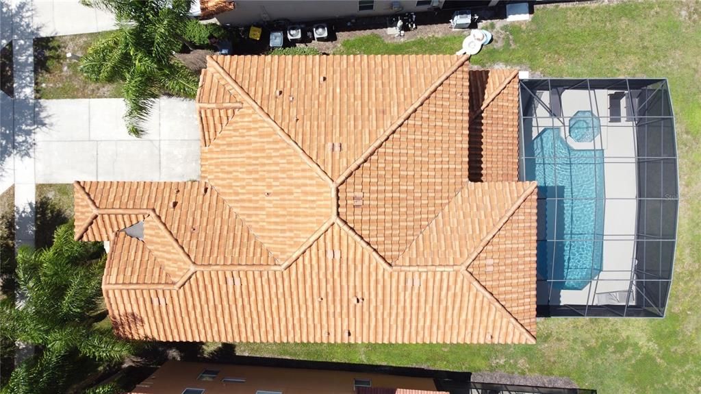 For Sale: $480,000 (6 beds, 5 baths, 3619 Square Feet)