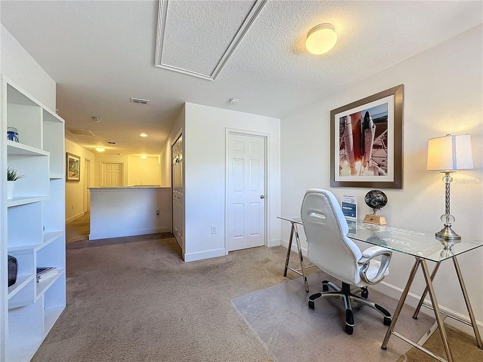 For Sale: $480,000 (6 beds, 5 baths, 3619 Square Feet)