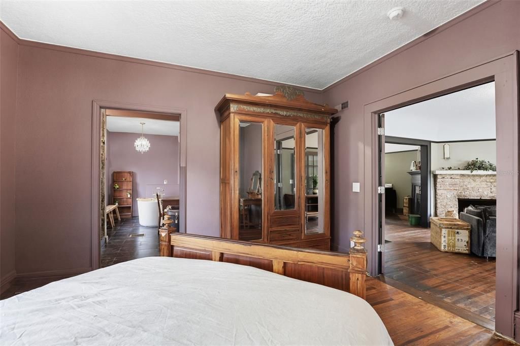 En Venta: $450,000 (4 camas, 2 baños, 2017 Pies cuadrados)