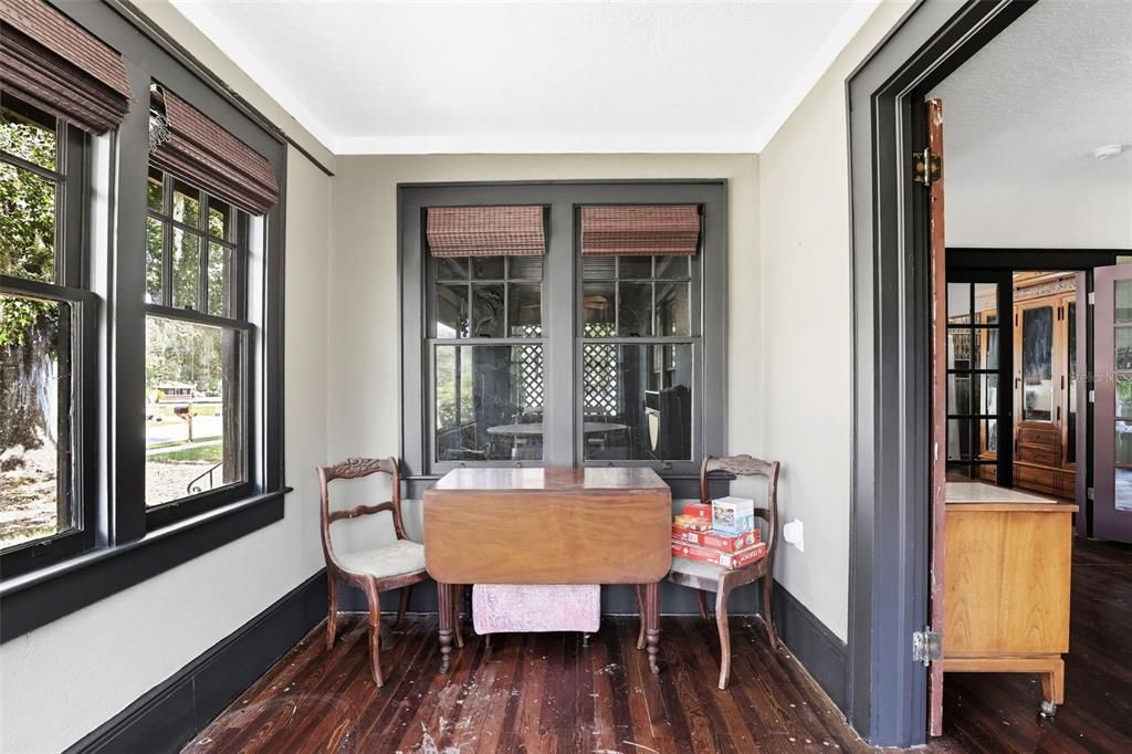 En Venta: $450,000 (4 camas, 2 baños, 2017 Pies cuadrados)