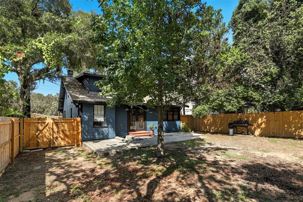 En Venta: $450,000 (4 camas, 2 baños, 2017 Pies cuadrados)