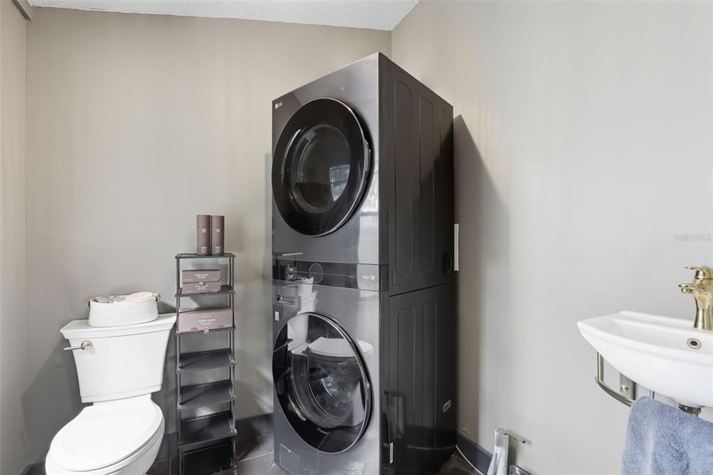 En Venta: $450,000 (4 camas, 2 baños, 2017 Pies cuadrados)