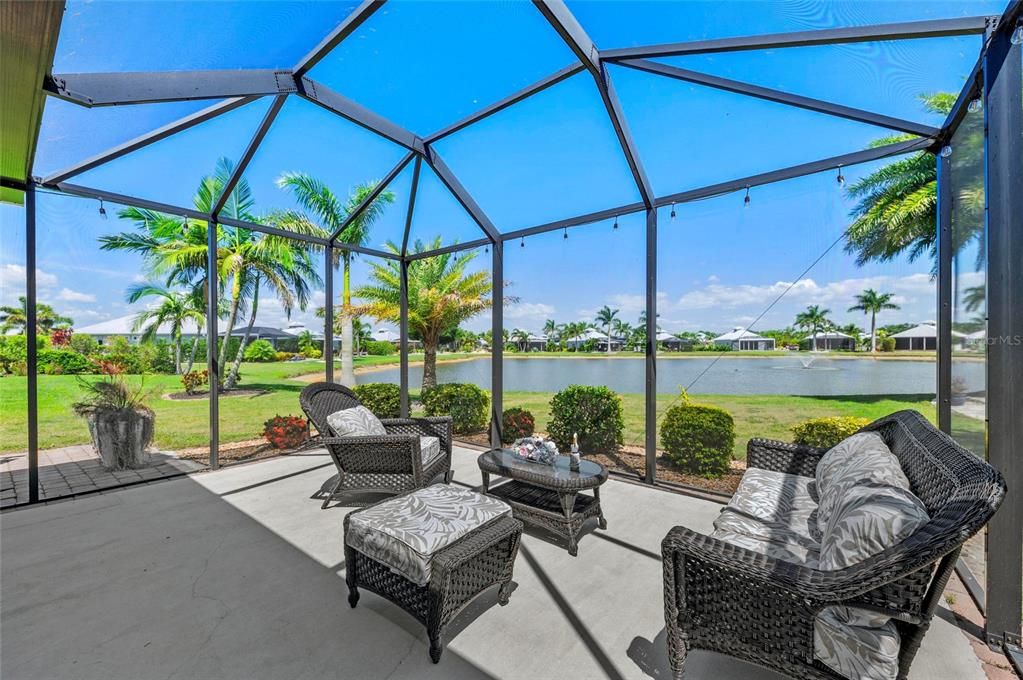 For Sale: $365,000 (1 beds, 1 baths, 208 Square Feet)