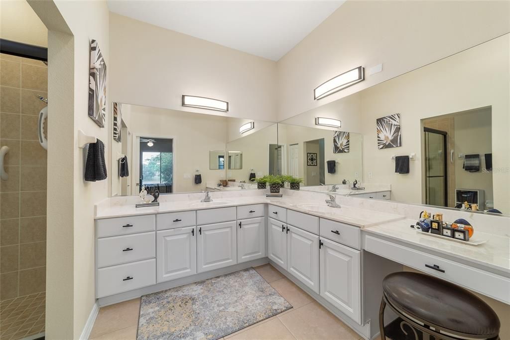 待售: $319,900 (3 贝兹, 2 浴室, 1550 平方英尺)