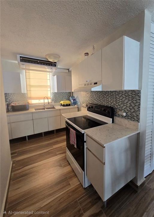 На продажу: $325,000 (2 спален, 2 ванн, 1010 Квадратных фут)