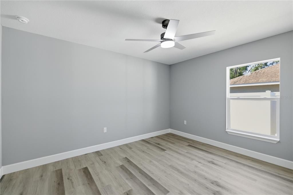 待售: $287,500 (3 贝兹, 2 浴室, 1478 平方英尺)